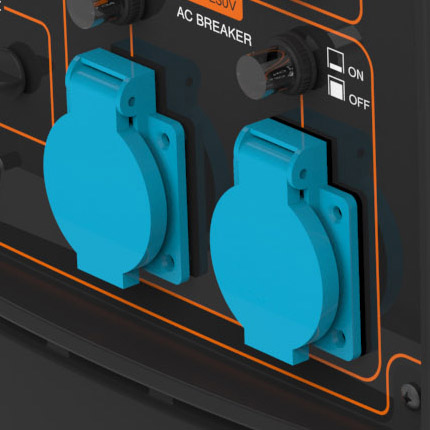 На панели 2 розетки (16A) и выход на 12V
