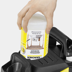 Система Plug 'n' Clean для удобного использования жидких моющих средств
